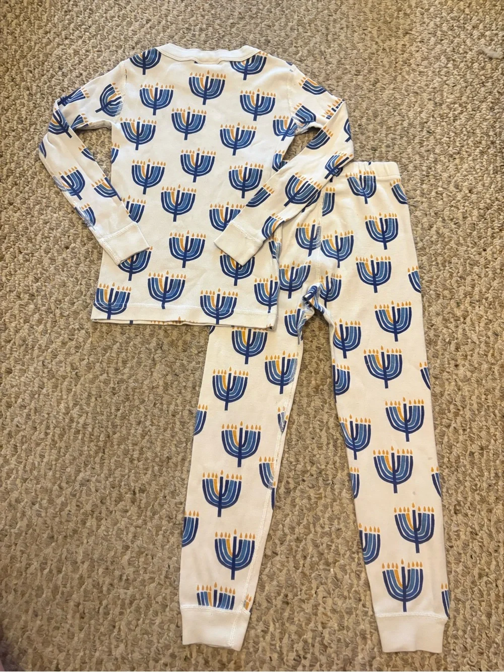 Hanna Andersson Menorah Pattern Pajama Set, Size 5
